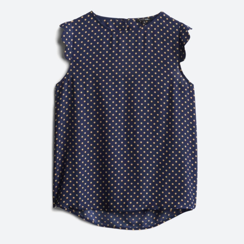 🖤 PAPERMOON Tinlee Scallop Back Blouse
Navy M